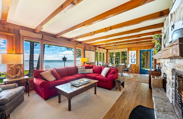 Miles of Walkable Sand Beach! - 1 Prime Week - June 19-26 - Remaining for 2026!