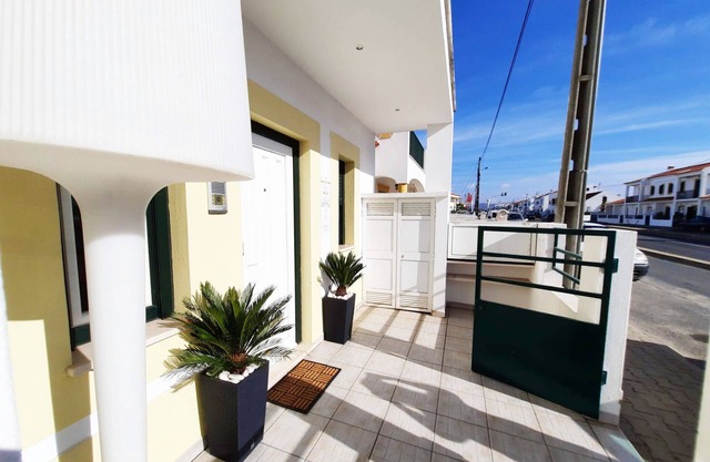Milfontes Guest House