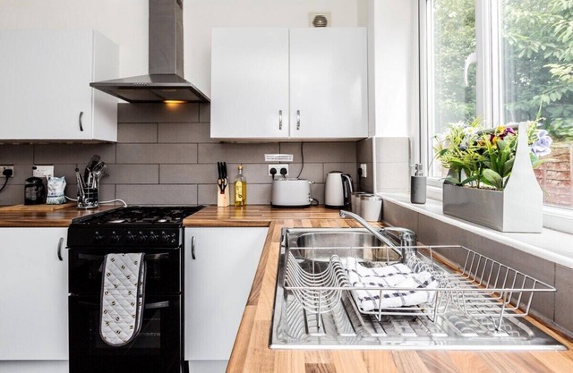 Millola House - 1mi to Etihad Stadium free parking