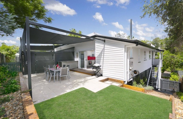 Milton Mews Townhouses - Family/Pet Friendly and only 5km from the Brisbane CBD