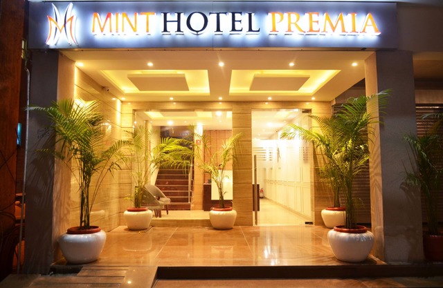 Mint Hotel Premia