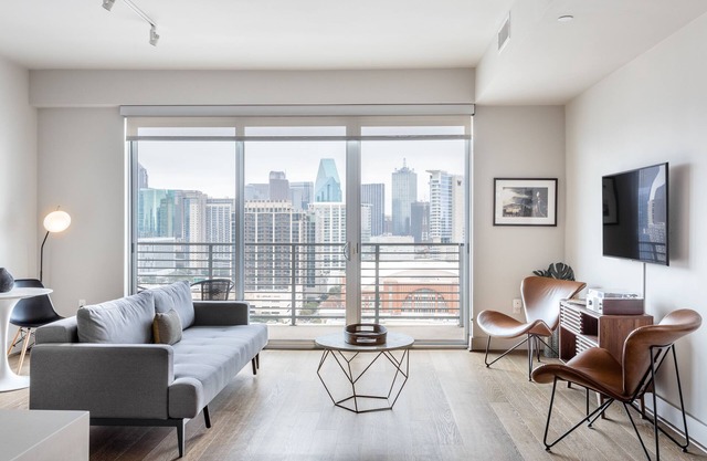 Mint House Dallas – Victory Park