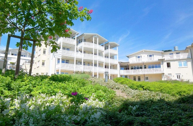 mit Meerblick und Balkon, gratis Nutzung vom AHOI Erlebnisbad und Sauna in Sellin - Meeresblick FeWo 50