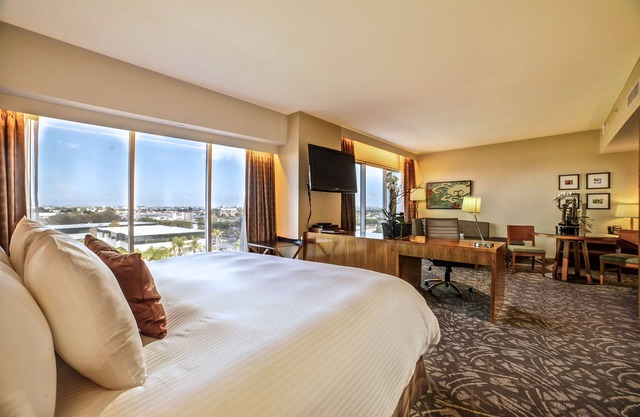 Miyako Hybrid Hotel Torrance