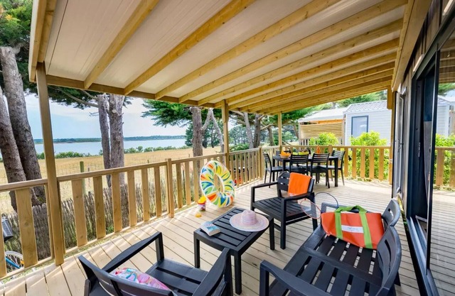 Mobil-home Premium Sea View 4 Rooms 6 People + TV 2 bathrooms