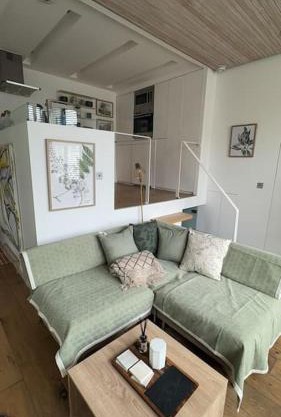 Modern 1-bedroom flat on The Avenue