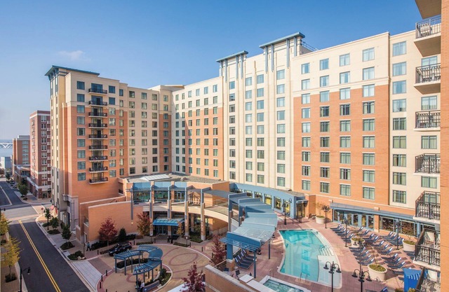 Modern 1-Bedroom in National Harbor