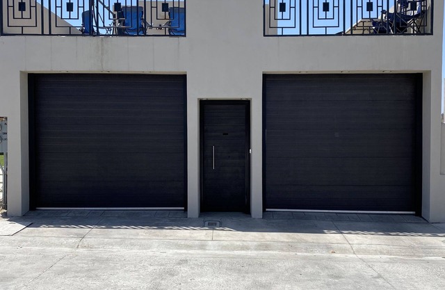 Modern 3 Bedroom 3 Bath House!
