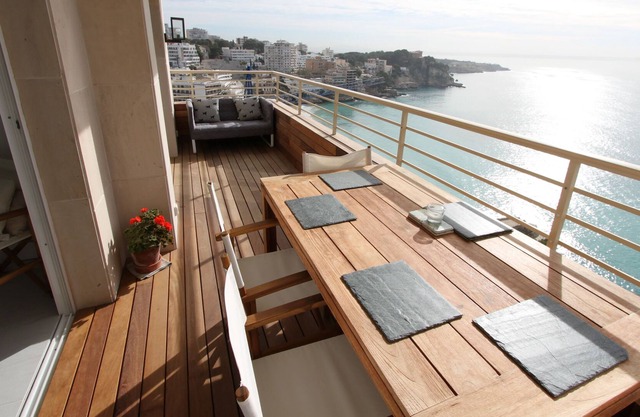 Modern and Bright Two Bedroom Apartment with Stunning Views