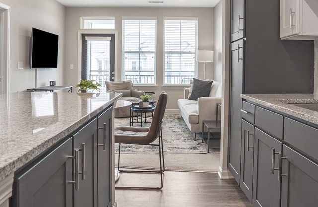 Modern Apartment in Prime Location (ID9374)
