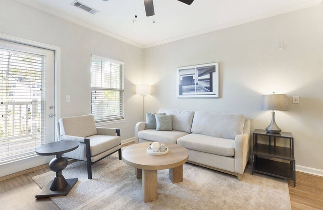 Modern Apartment in Prime Location (ID9391X76)