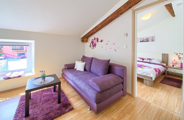Modern Apartment Muciceva Ravan 1