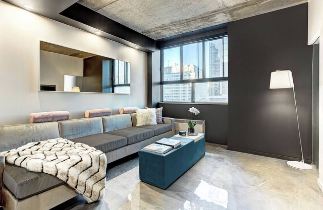 Modern Apartment with All Amenities