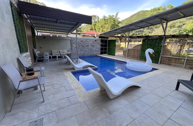 Modern Apartment with Semi-Private Heated Pool, can be reserved for a Pool Party