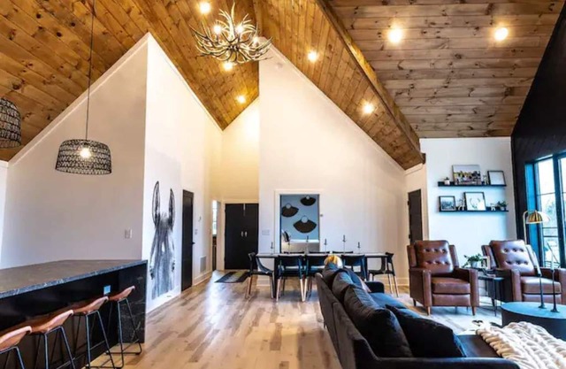 Modern barn home on a Kentucky horse farm