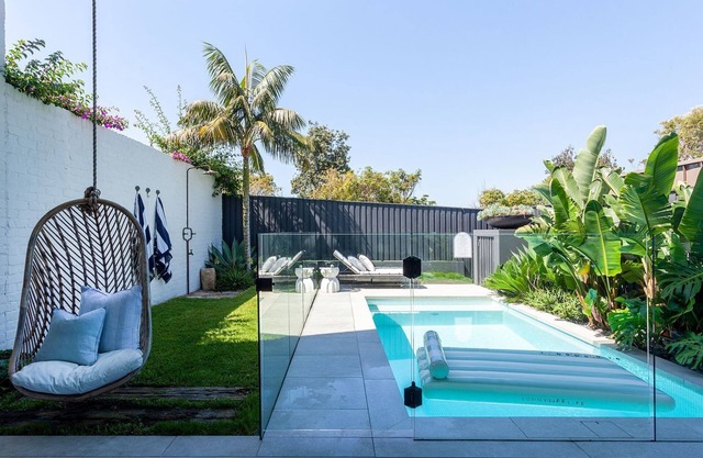 Modern Beachside Haven, Malabar Isyd