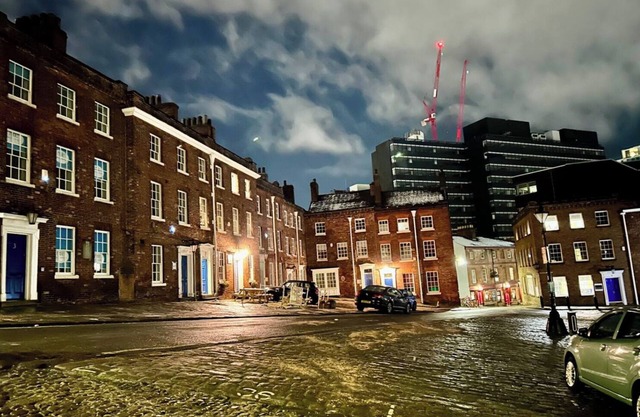 Modern Central Edwardian Apartment 4pp Private Ent