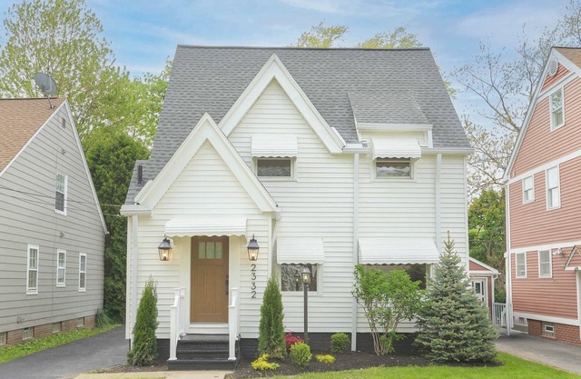 Modern Cleveland 3BR | Walkable & Stylish Retreat