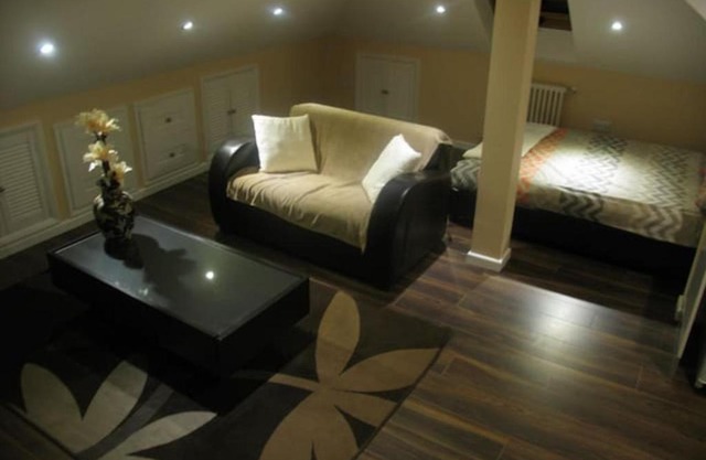 Modern Cosy Private Studio, WIFI, IP-TV, Must See