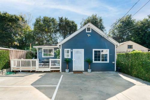 Modern Cottage near many conveniences