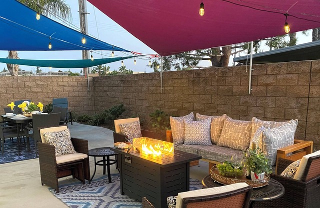 Modern cozy comforts 4BR 2.5BA home, 2-car garage, outdoor space, monthly rental