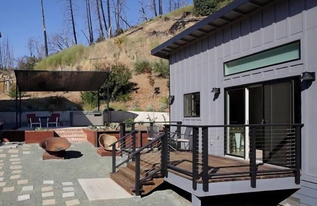 Modern Guest House in the Vineyard