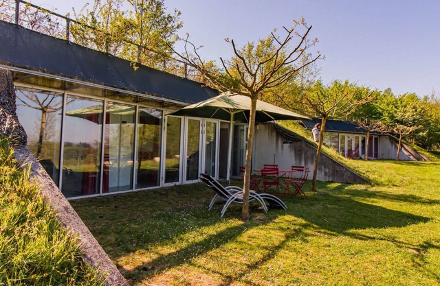 Modern holiday home in hilly landscape near Brive