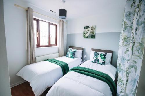 Modern Home - Contractors welcome