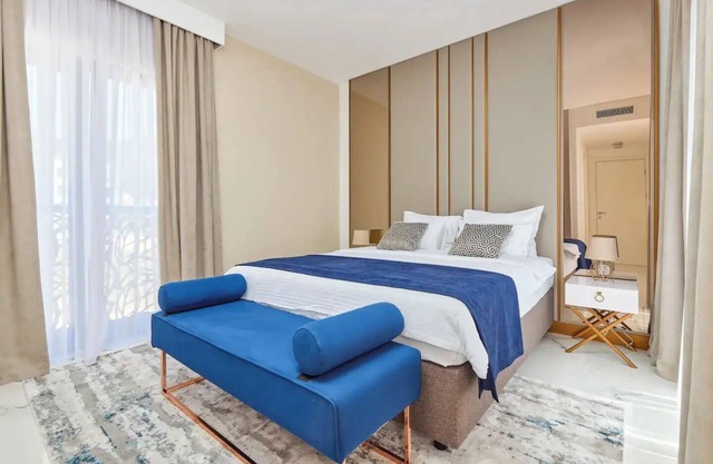 Modern Luxury Apartments- One bedroom apartment with balcony and pool viewnn