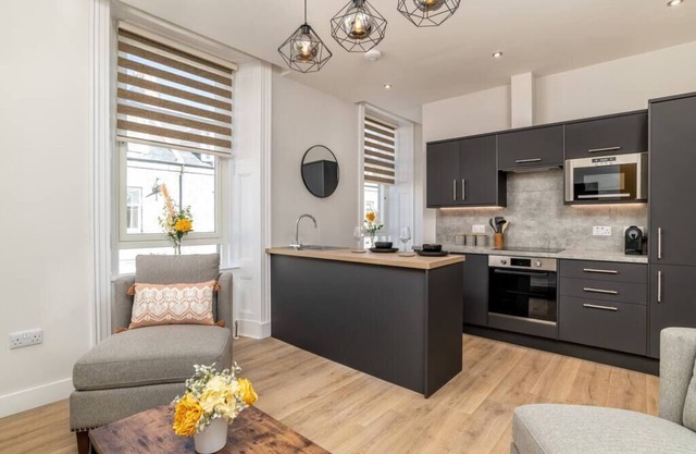 Modern Luxury - Prime Location