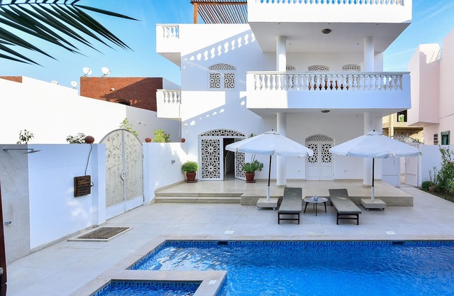 Modern luxury villa ✦ Near ancient sites ✦ Private