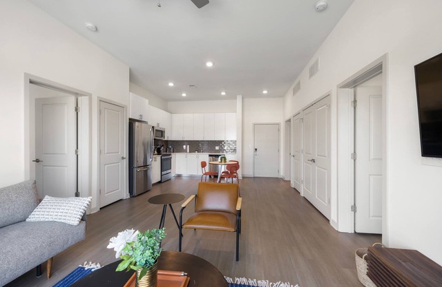 Modern Nulu 2BR Cozysuites 06
