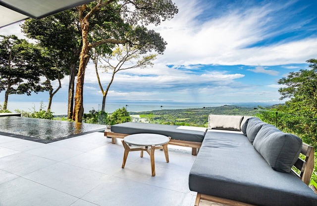 Modern Oceanview Villa near Dominical, 2 Infinity Pools & Wildlife Jungle Escape