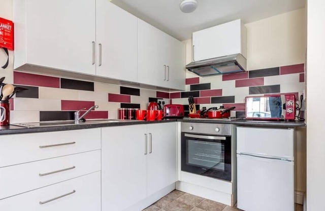 Modern One Bedroom City Centre Apartment