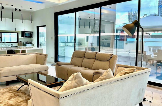 Modern Penthouse for Private Parties and Family Gatherings