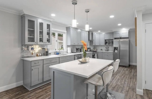 Modern & Spacious Retreat W. Free Parking at the Jersey Shore