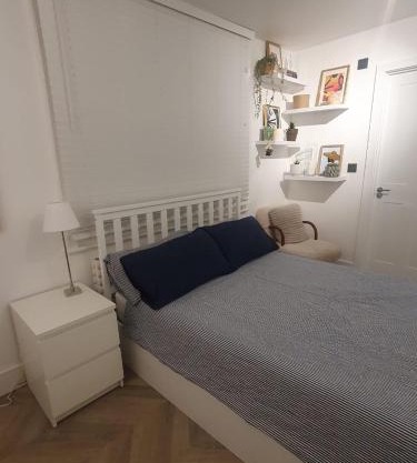 Modern Studio - Streatham Station - 3min walk