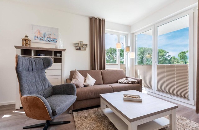 Modernes, Strandnahes Apartment für Zwei mit Sonnigem Balkon und Blick ins Grüne - Aparthotel