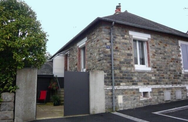 Modernly furnished holiday home in the city of Rennes