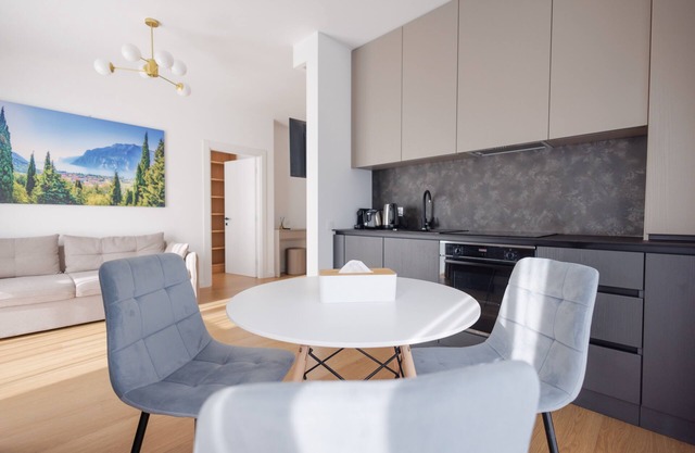 Moldovei 2 Apartments by Central Park
