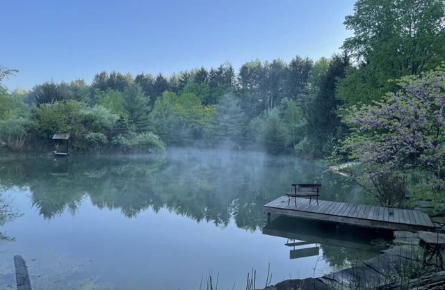 Monthly rates available - Sleeps 10+ - Hidden Waterfront Retreat