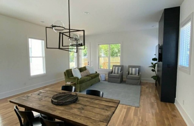 MONTHLY STAYS ONLY! Luxury Lena/Luxury Finishes/Sleeps 8