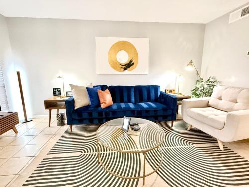 Montrose Art Lover's Dream to Live Like a Local