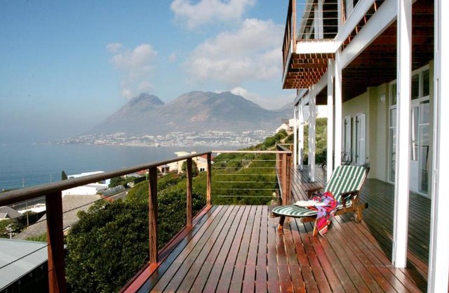 Moonglow Guesthouse