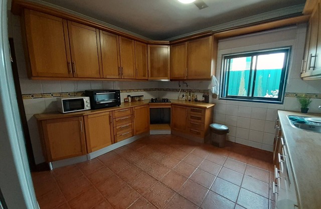Moradia Isolada na Quinta do Conde em Zona Calma com Bons Acessos a Lisboa!