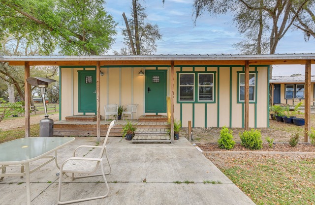 Morriston Getaway w/Patio - Near HITS Farm!