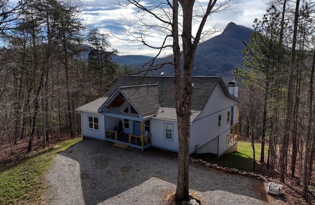 Mossy Oaks Grand-Outdoor Kitchen-Amazing Views- 3 Master Suites