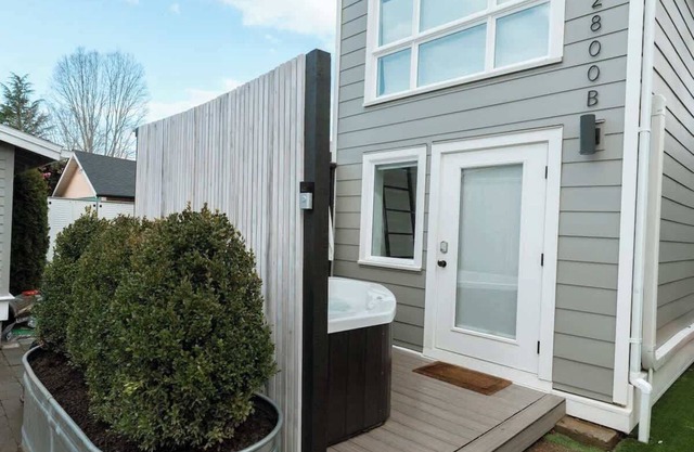 Mount Tabor Loft With Hot Tub