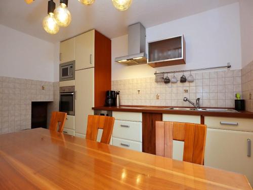 Mountain Biker s Farmstay, cleaning included