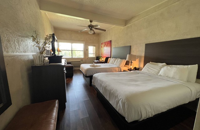 Mountain Harbor Queen Guest Room on Lake Ouachita by RedAwning